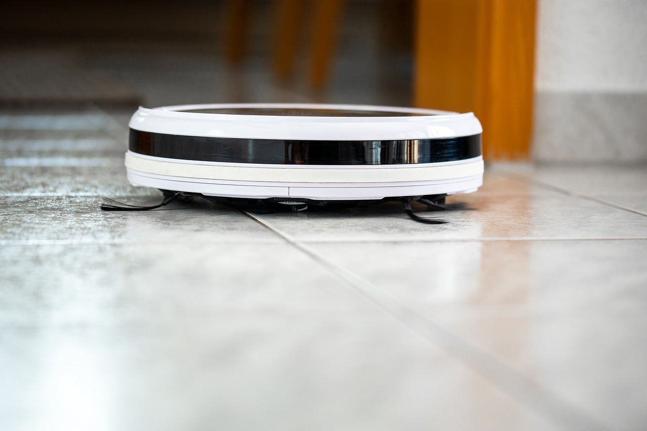 Robot Vacuum Cleaners: Uses, How they Work, Types, and Buy Tips